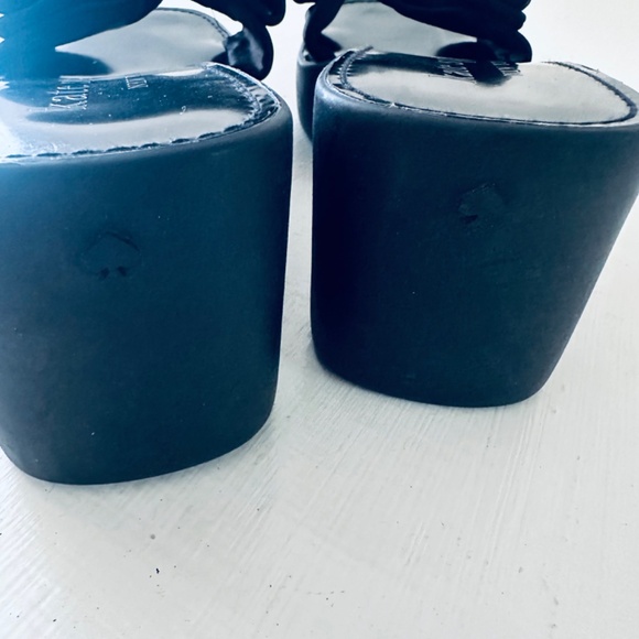 Kate Spade New York Women's Wedge Sandals in Black 11B - Picture 10 of 12